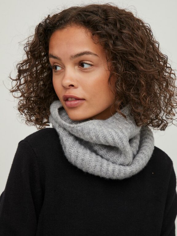VIASTA KNIT TUUBIHUIVI